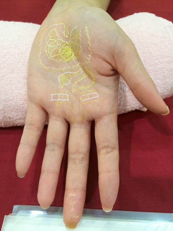 古代療法_レイキ体験施術会で肌荒れ、肩こり、代謝低下の解消施術例_9