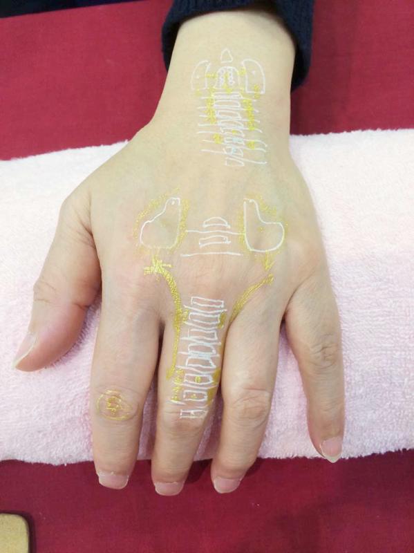 古代療法_レイキ体験施術会で肩こりの改善と腰痛解消の施術例_38