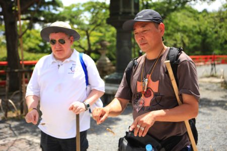 グラムガードナー氏とダウジングツアー_鞍馬のエネルギー測定7